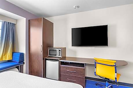 2 Queen Beds Non-Smoking