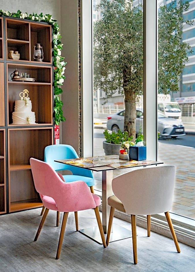 Luxe Grand Hotel Apartments