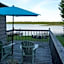 Serene Lakefront Retreat Explore & Unwind