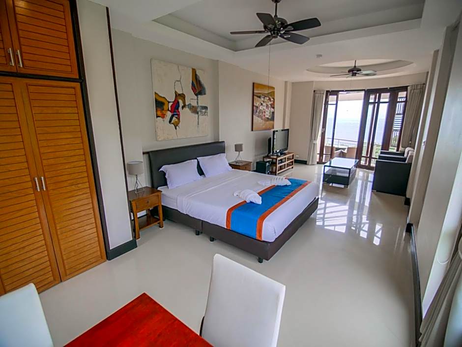 Photo 1 of 9 of Studio, Ocean View, Rooftop Terrace