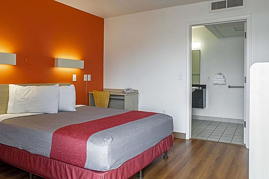Motel 6-Kalispell, MT