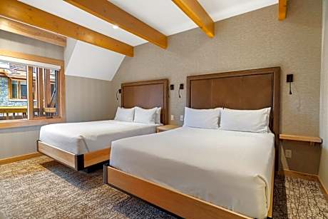 Rooftop Two-Bedroom Suite