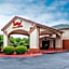 Red Roof PLUS & Suites Opelika