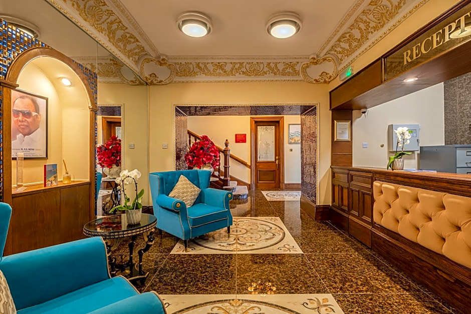 Muthu Fort William Hotel
