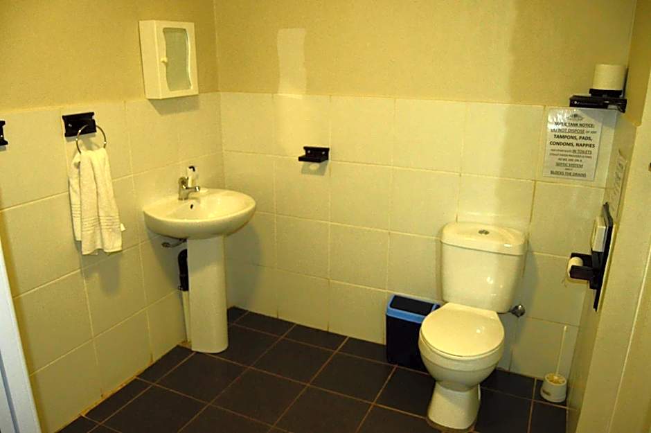 Crystal Rose Lodge & Spa