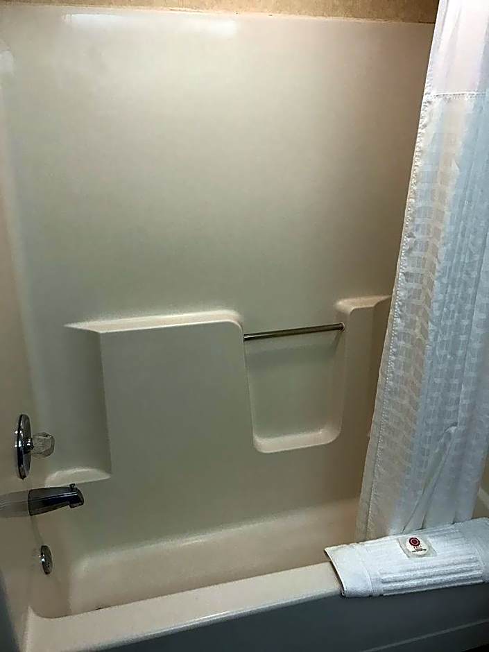Comfort Inn West Rochester