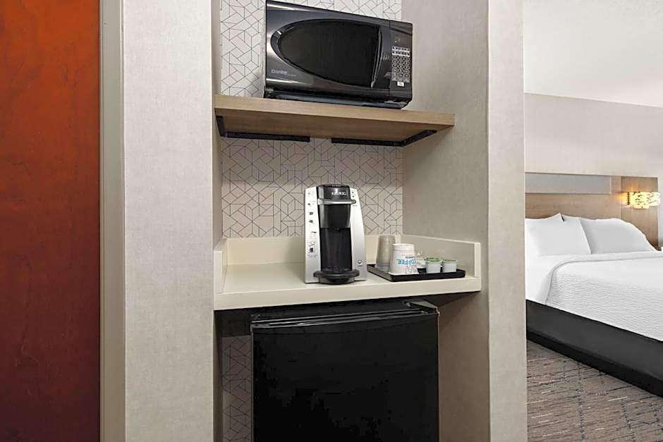 Holiday Inn Express Grove City - Premium Outlet Mall By IHG