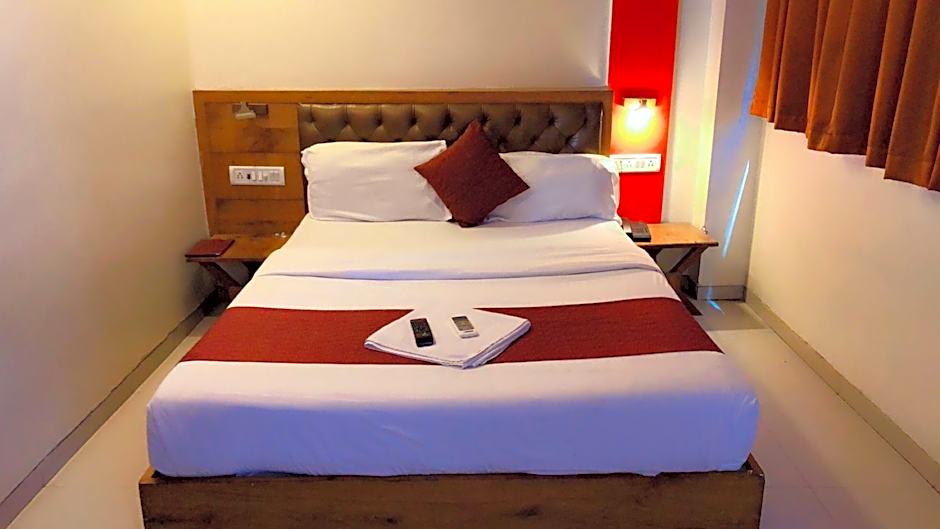 Hotel Grandeur-Near Mumbai International Airport