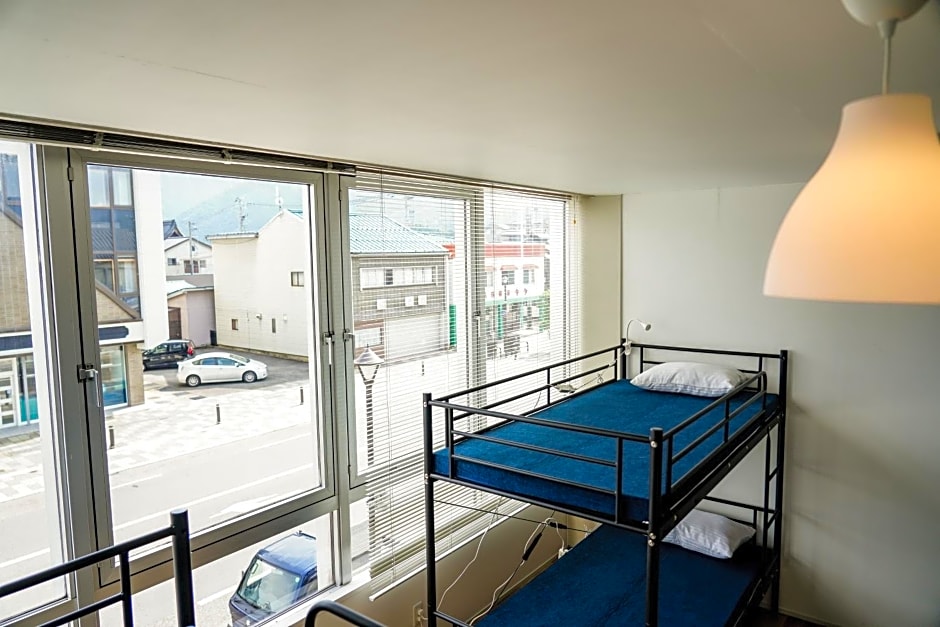 Arashima Hostel