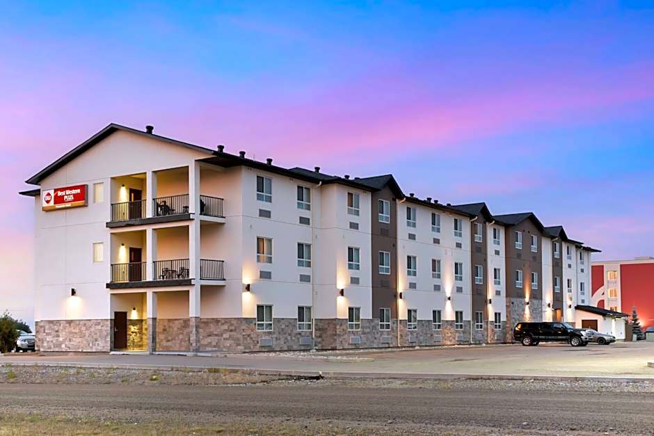 Best Western Plus Moosomin Hotel