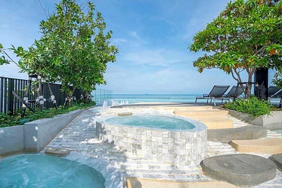 Bayphere Hotel Pattaya JC