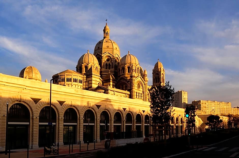 Golden Tulip Marseille Euromed