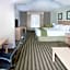 Holiday Inn Express Hotel & Suites Alvarado By IHG