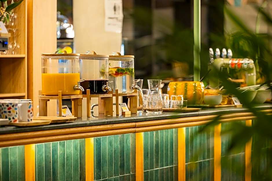 The People - Paris Marais