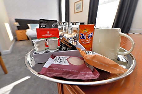 Double or Twin Room with Bathroom