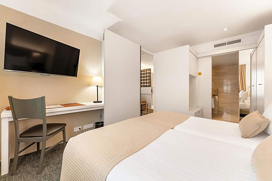 Acacia Suite
