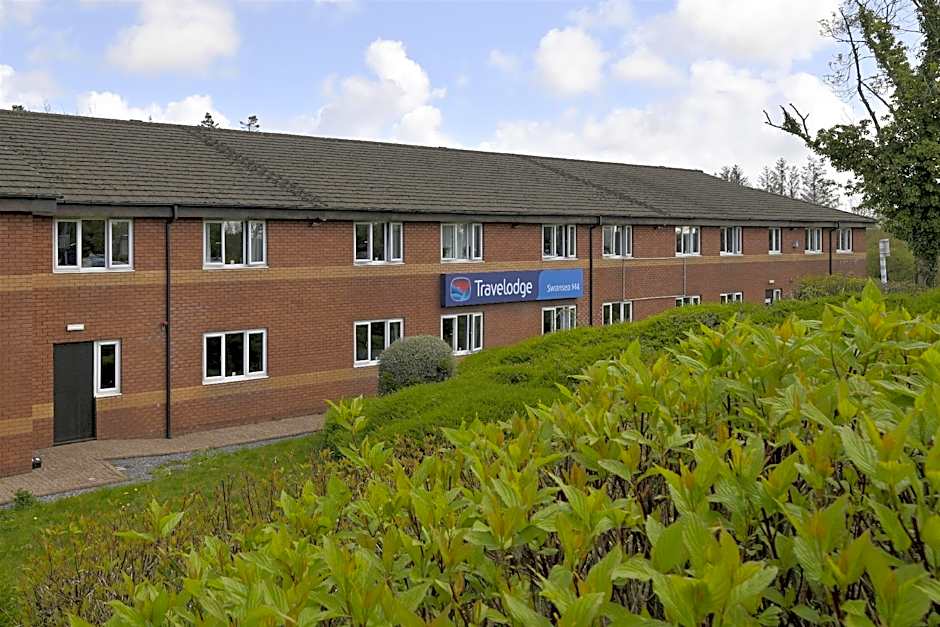 Travelodge Swansea M4