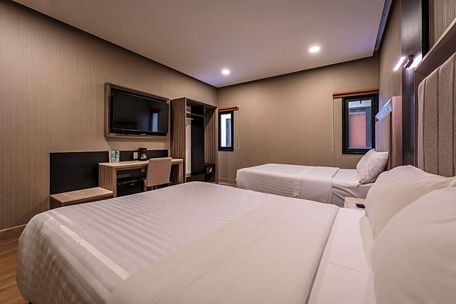Hotel Kavia Premium - Paseo Montejo