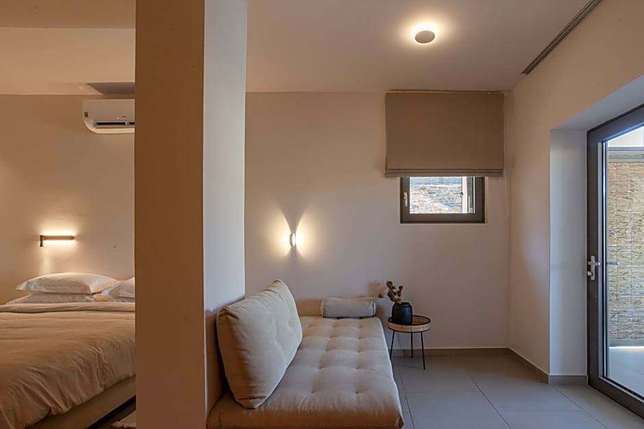 Amal Kythnos Suites