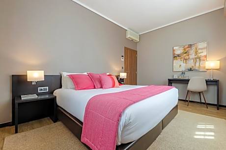 Suite with City View
