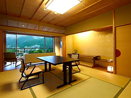 Japanese-Style Room 5-8F