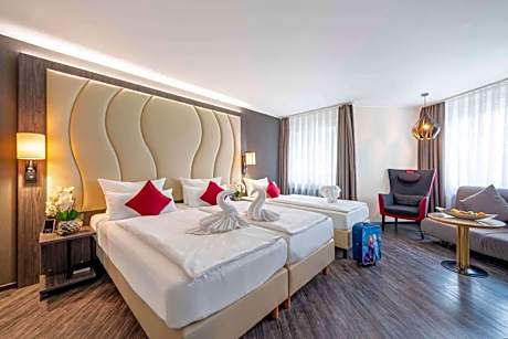 PLAZA Hotel Blankenburg Ditzingen, Sure Hotel Collection