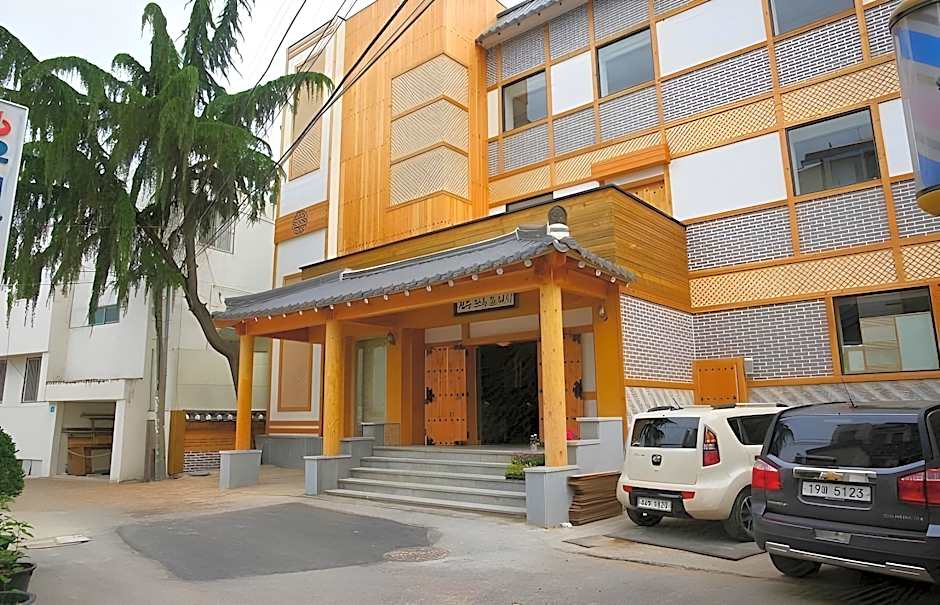 HotelArrive Jeonju Sihwayeonpung