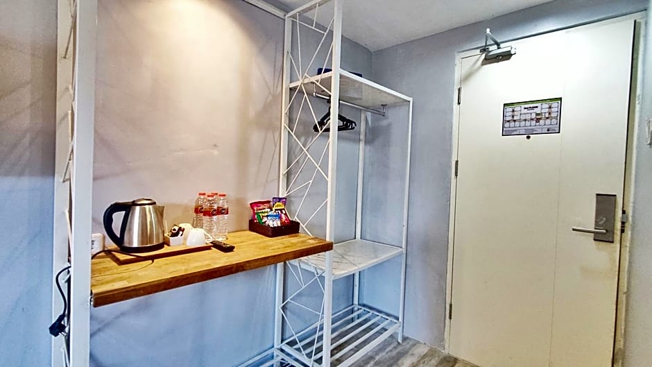 Votel Hotel Charis Tuban