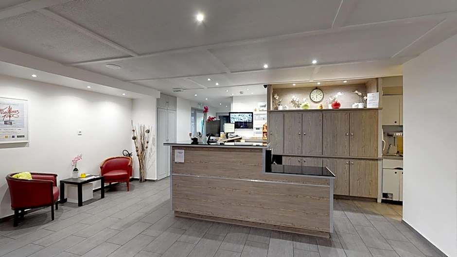 Hotel Campanile Chantilly Sud - Luzarches