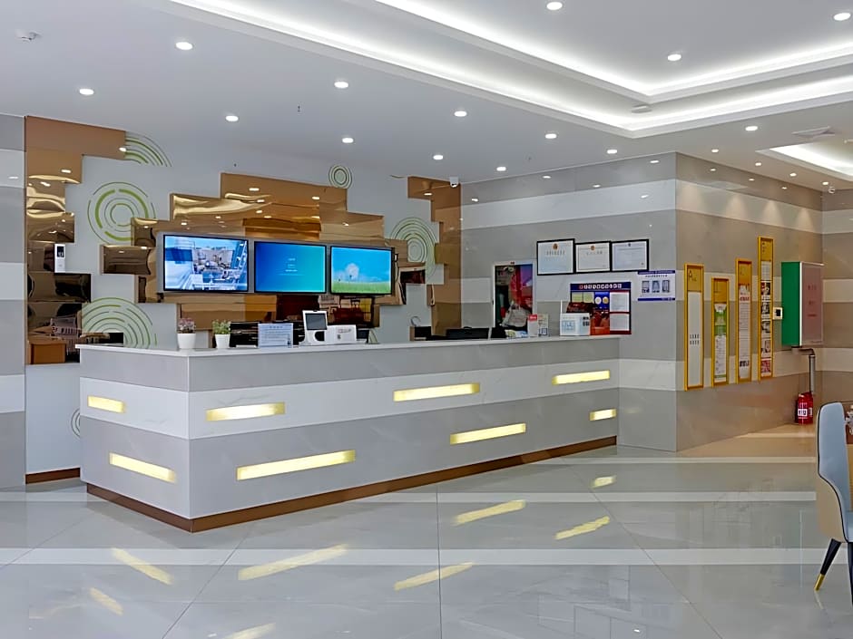 GreenTree Inn Qionghai Bo'ao Railway Station