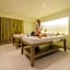 Bitzaro Grande Hotel & Suites