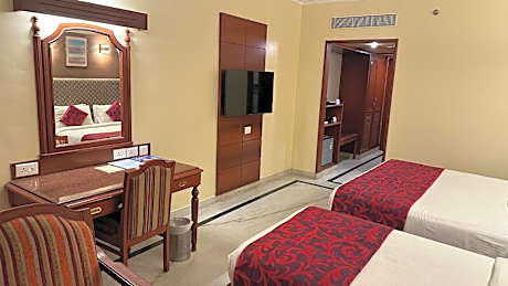Premium Triple Room