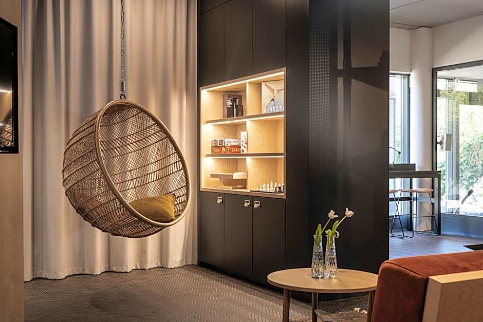 Oru Hub Hotel Tallinn - Handwritten Collection