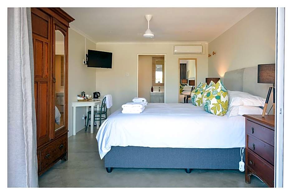 66 On Monzali 4 Star Luxury Guesthouse