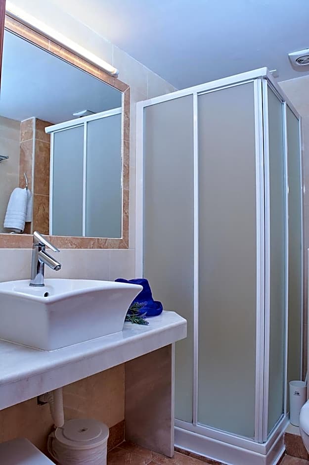 Thalia deco City & Beach Hotel