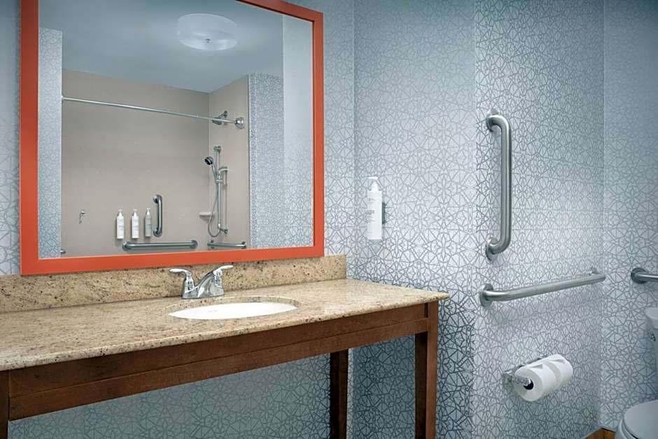 Hampton Inn By Hilton & Suites Williston