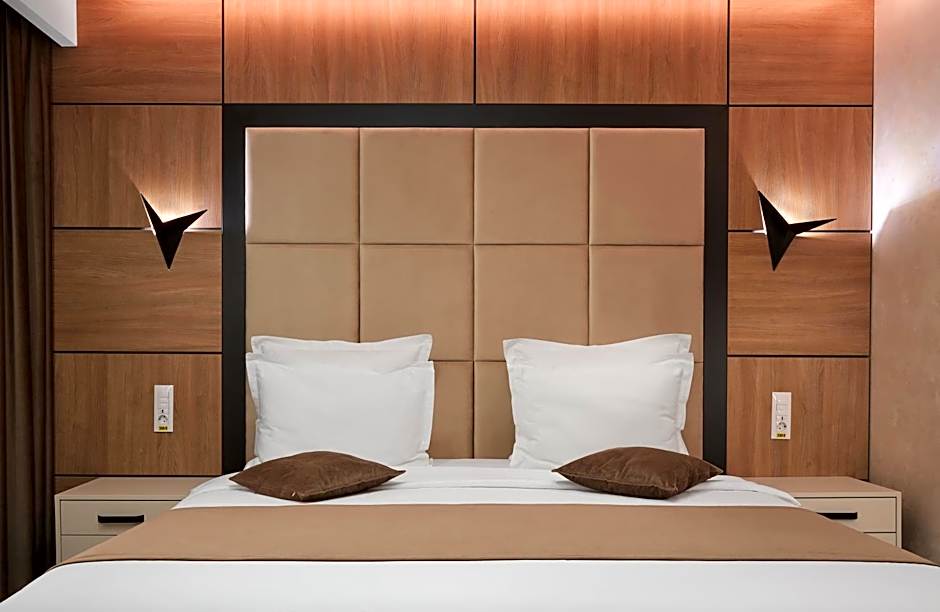 MONARC Boutique ApartHotel - SELF CHECK-IN