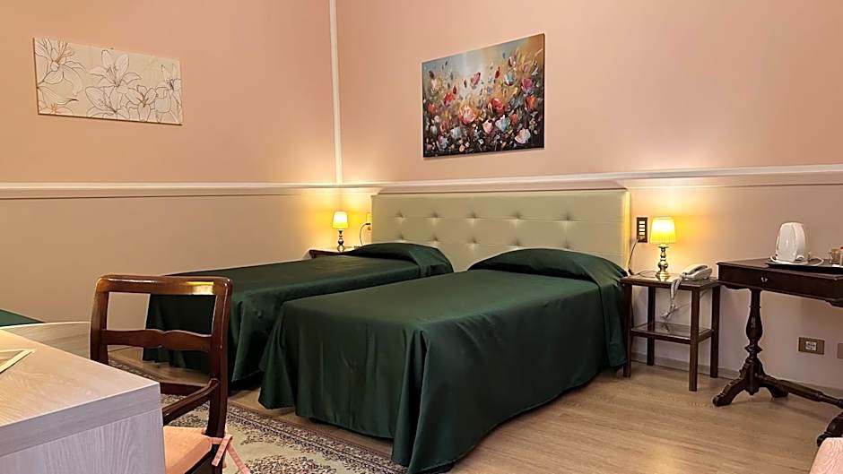 Hotel Roma