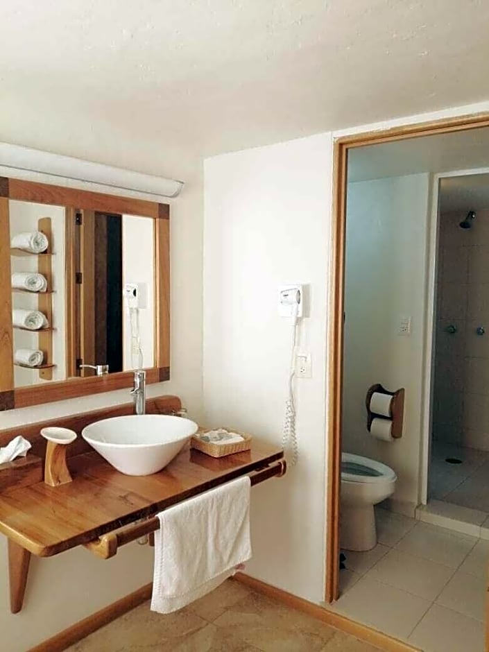 Casa Tsaya Boutique