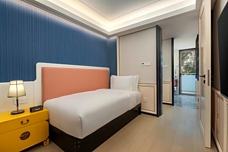 Two-Bedroom King Suite with River View