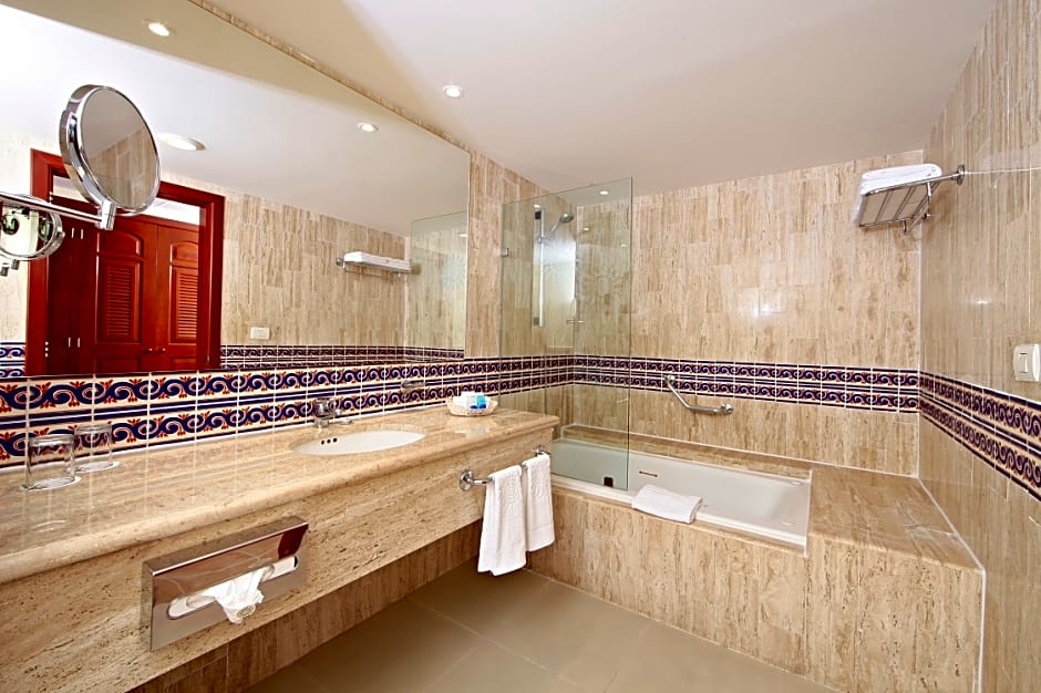 Bahia Principe Grand Coba All Inclusive