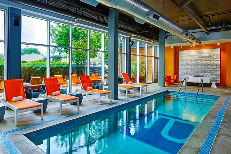 Aloft Omaha Aksarben Village