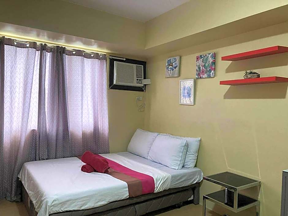 622 Tower 1 Comfy, Cozy, Central w Free Pool Access