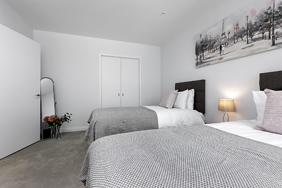 LT Greenwich 3 Bed Townhouse