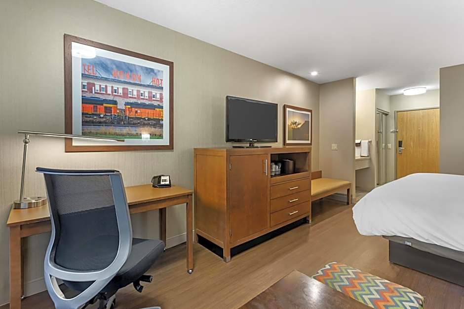 Best Western Plus Cottontree Inn