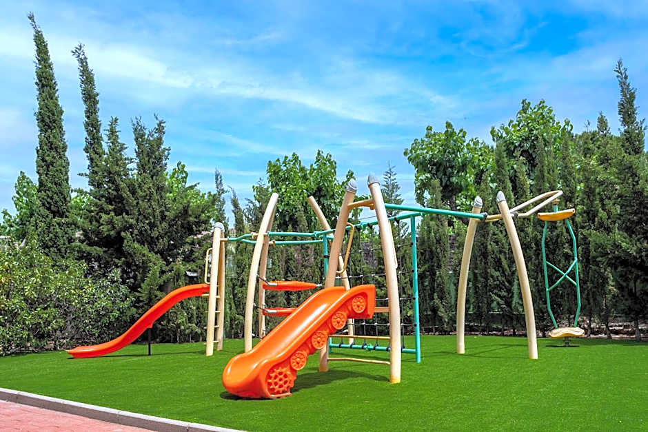 Ponient Piramide Salou by PortAventura World