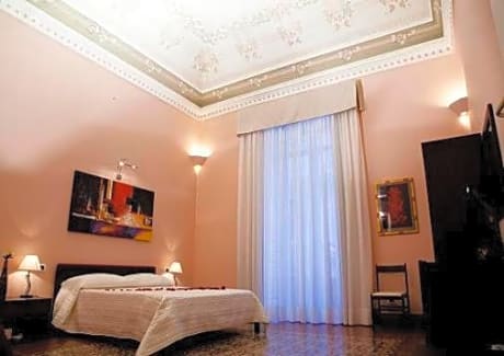 Deluxe Double Room with Spa Bath