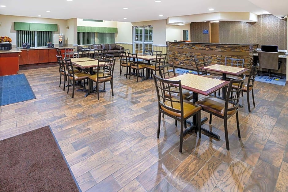 Microtel Inn and Suites - Salisbury