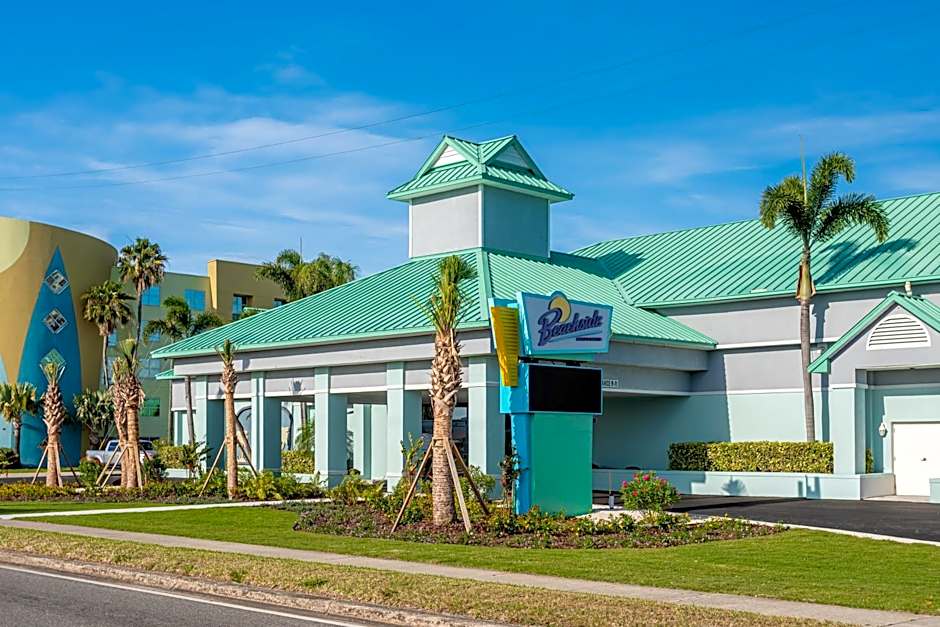 Beachside Hotel and Suites