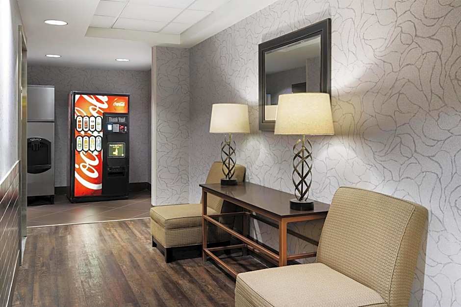 Best Western Premier Freeport Inn Calgary Airport